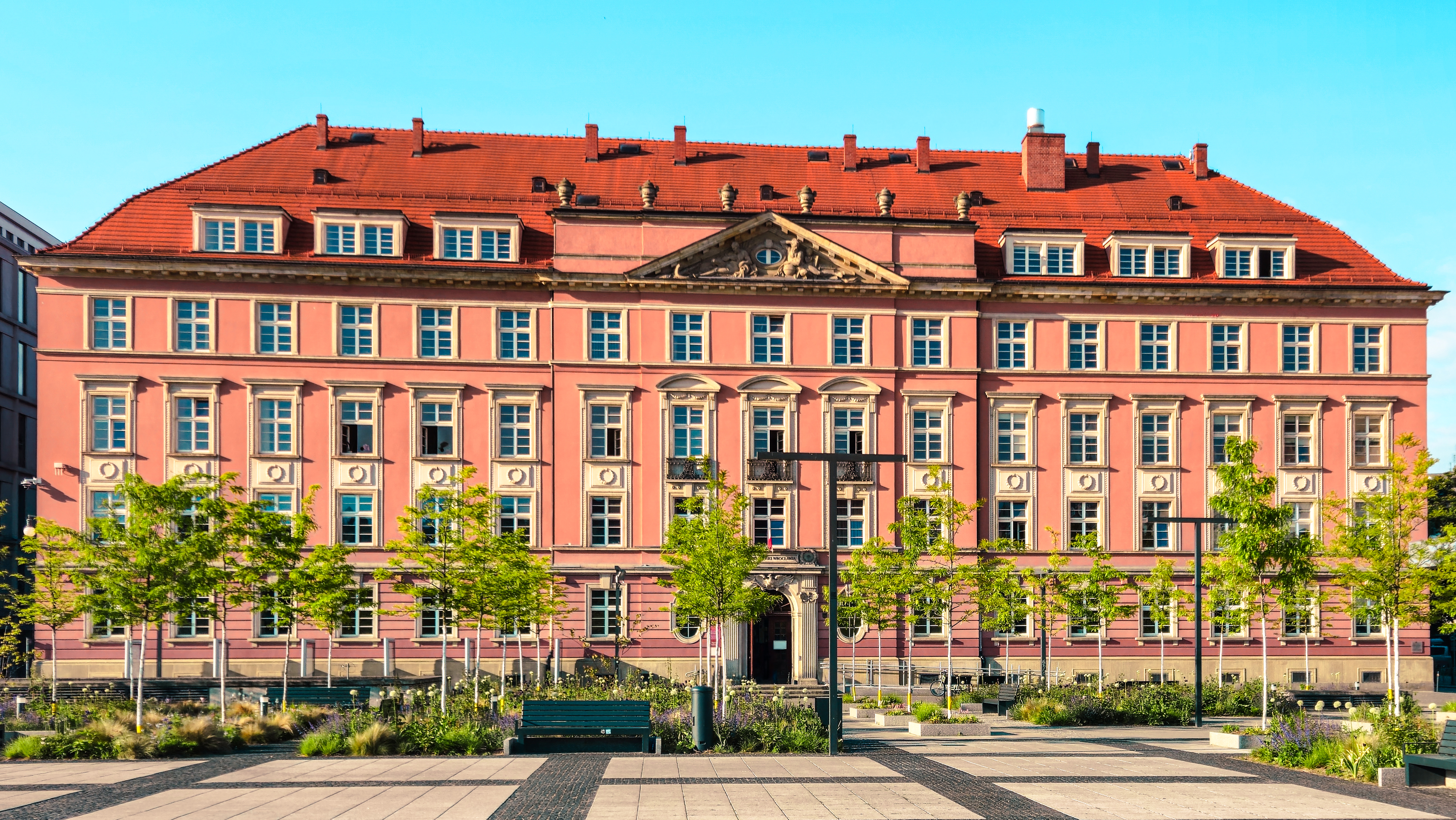 fot. Przemysław Dziewięcki budynek Urzędu Miejskiego Wrocławia na pl. Nowy targ